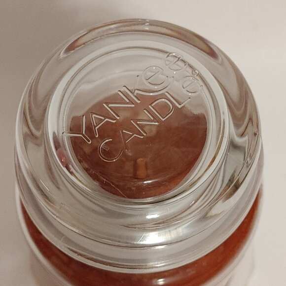 Yankee Candle Festive As... Jar Candle BNWT 22oz - Picture 4 of 5